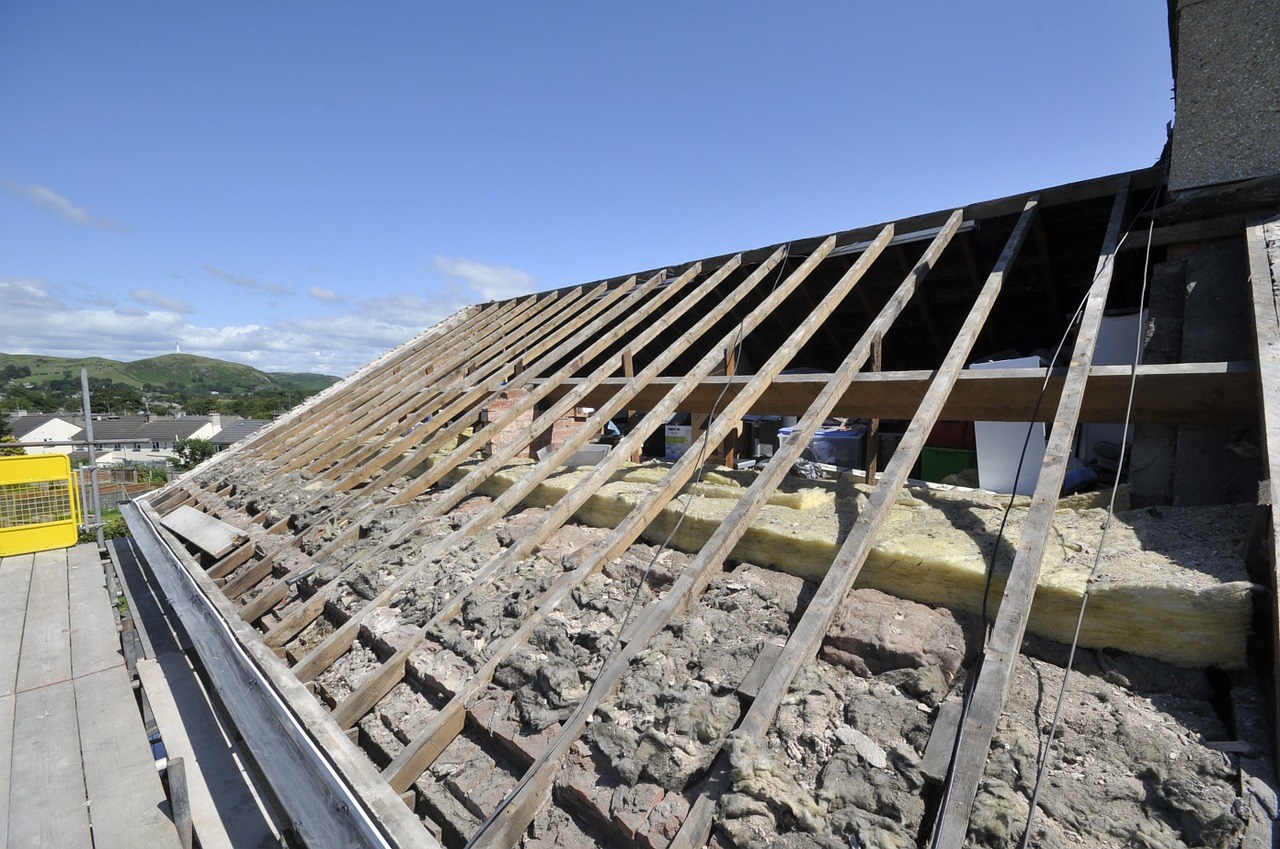 Can You Live In Your Home While Redoing Your Roof 1