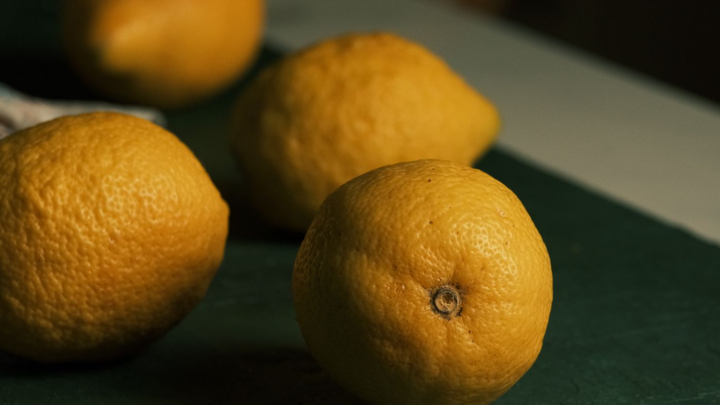fresh yellow lemons